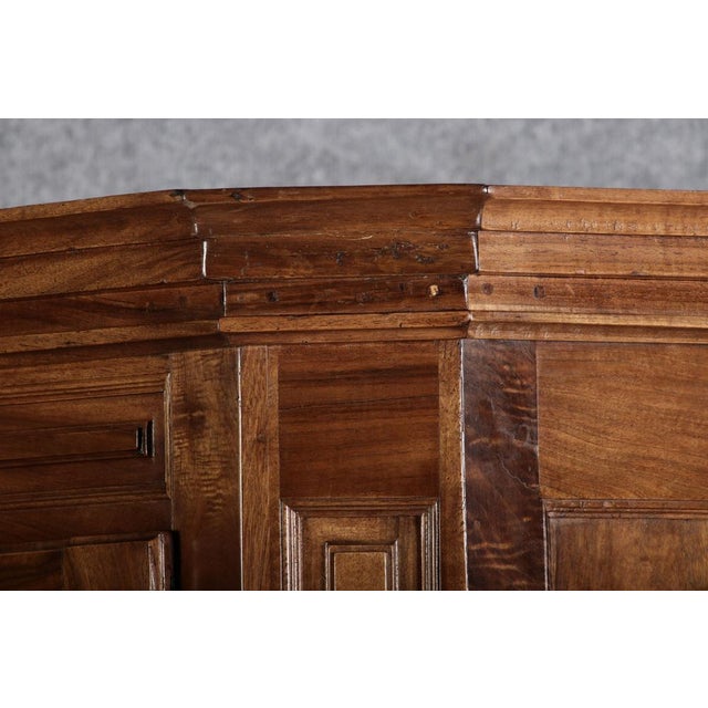 Antique Biedermeier Wardrobe in Walnut, 1810s For Sale - Image 17 of 18