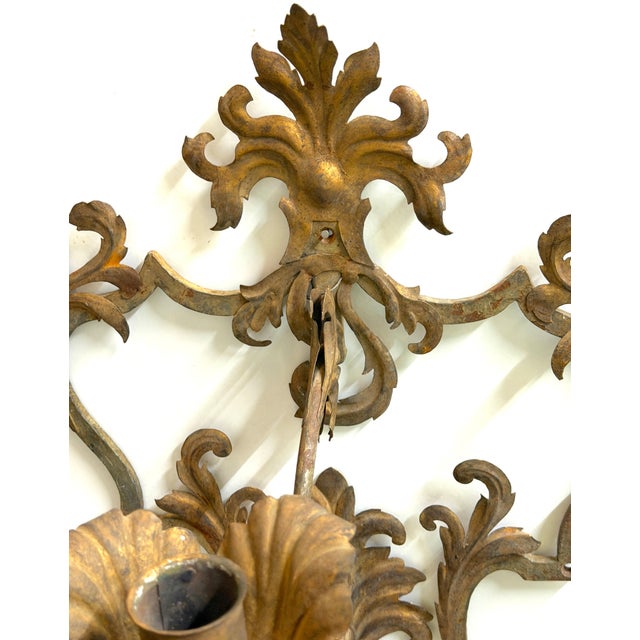 Large Pair Venetian Gilt & Polychromed Tole Candle Sconces Italy, circa 1890s For Sale - Image 14 of 18