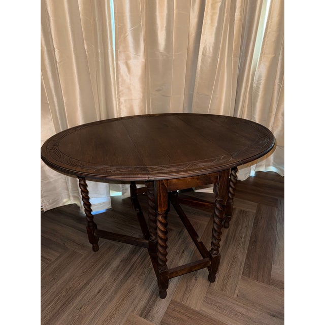 Early 20th Century English Oak Drop-Leaf Gateleg Table For Sale - Image 4 of 8