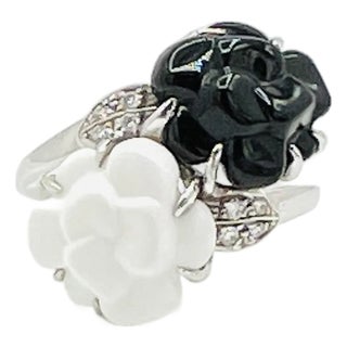 Estate Chanel Agate, Onyx and Diamond Camelia Ring in 18k White Gold, Size 6.75 For Sale