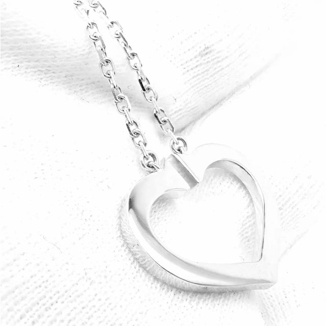 Contemporary Cartier 18k White Gold Diamond Large C Heart Pendant Necklace For Sale - Image 3 of 12