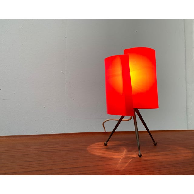 Mid-Century Acryl Tripod Table Lamp, 1960s For Sale - Image 11 of 18