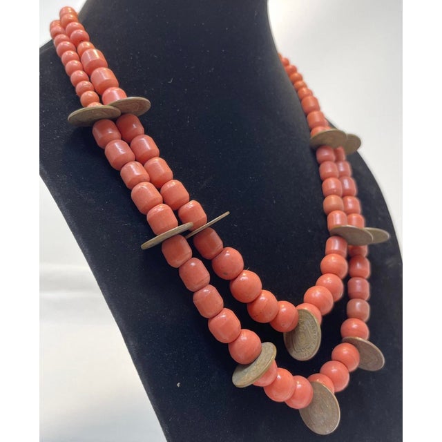1960s South American Ecuador Chachal Barrel Bead Coin Necklace. South American Vintage Jewelry For Sale - Image 11 of 15