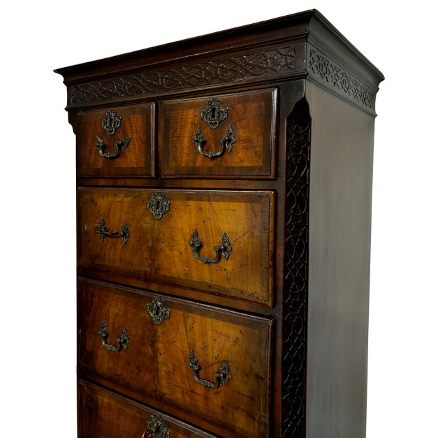 Small English George II Style Mahogany Chest on Chest For Sale In San Francisco - Image 6 of 7