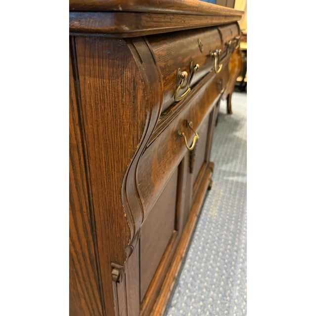 Late 19th Century Tiger Oak Huntboard Hutch Cabinet For Sale - Image 12 of 18