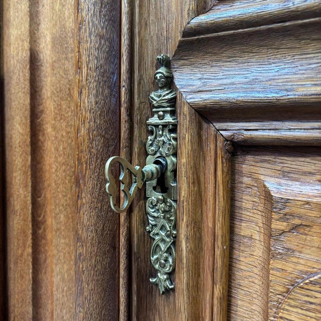 Antique Louis Seize Hall Cupboard, France, 18th Century For Sale - Image 15 of 18