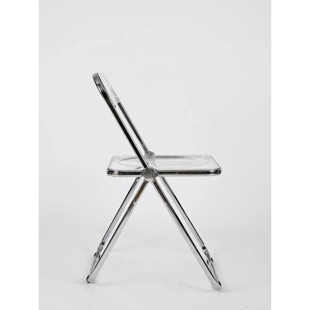 1970s Plia Folding Chairs in Chrome and Clear Acrylic Glass attributed to Anonima Castelli, Italy, 1970s, Set of 4 For Sale - Image 5 of 15