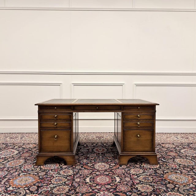 Classic English Chesterfield Desk from RAC For Sale - Image 3 of 18