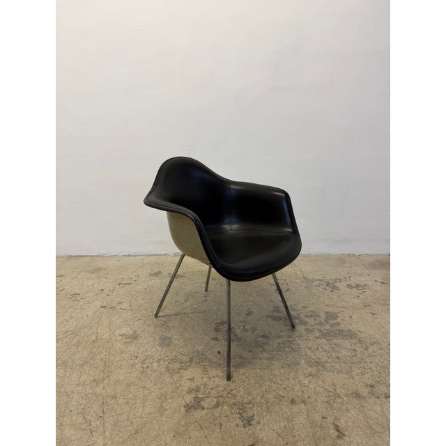 Mid-Century Modern Herman Miller Black Naugahyde Arm Chair by Charles and Ray Eames, 1950 For Sale - Image 3 of 16