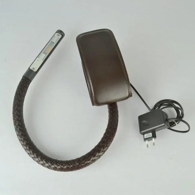 Brown Chocolate Brown Leather Clip Lamps from Poltrona Frau, 2000s, Set of 2 For Sale - Image 8 of 13