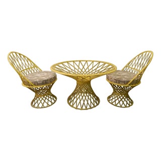 Vintage Yellow Spun Fiberglass Patio Set For Sale
