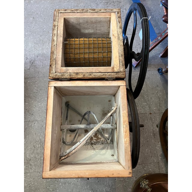 Wood 1800's "Hunters" New Lighting Sifter and Mixer Size 00 For Sale - Image 7 of 10