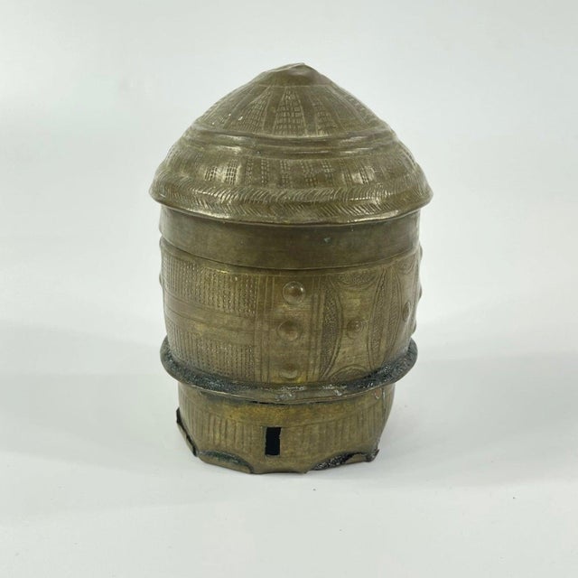 Early 20th Century Asante Forowa Chased Brass Box Ghana MATTER COLLECTION For Sale In Denver - Image 6 of 10