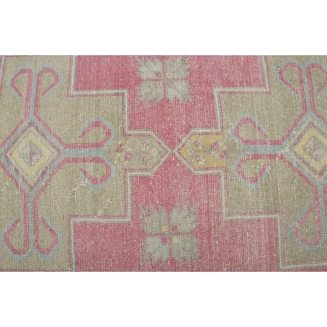 Vintage Anatolian Oushak Rug For Sale In Phoenix - Image 6 of 10