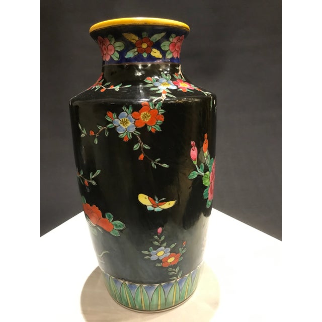 Chinoiserie Asian Vase Famille Bird Flower Butterfly For Sale - Image 9 of 12