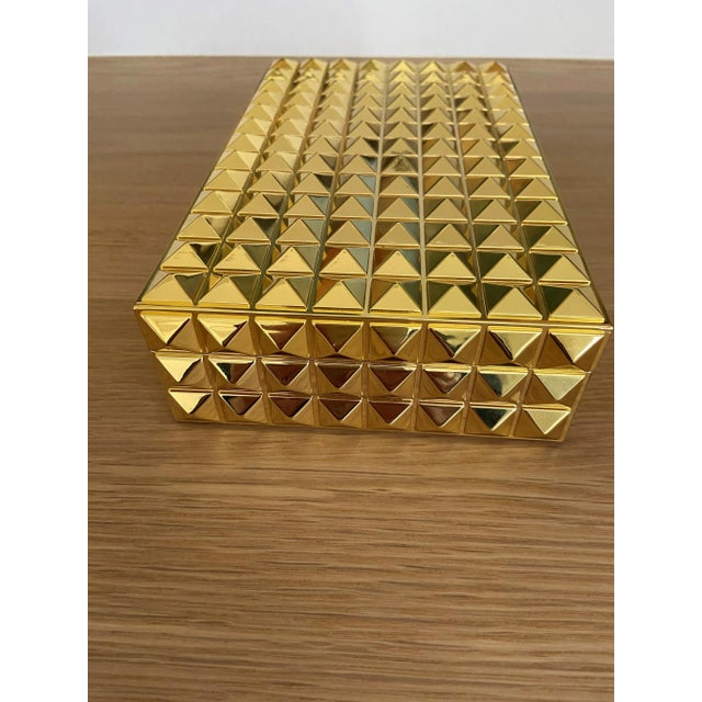 2000 - 2009 l'Objet 24k Gold-Plated Box With Suede Interior - Modern Decorative Objet For Sale - Image 5 of 5