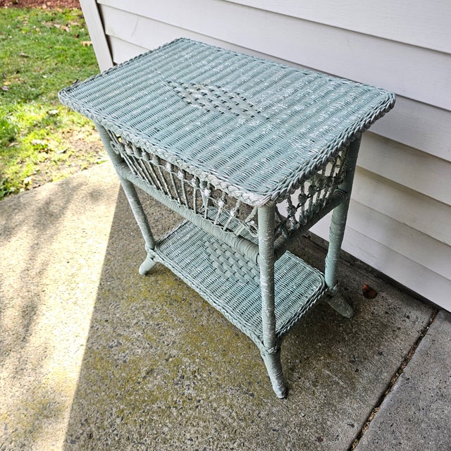 1980s Distressed Wicker Side Table Attributed to Henry Link No Label For Sale - Image 11 of 14