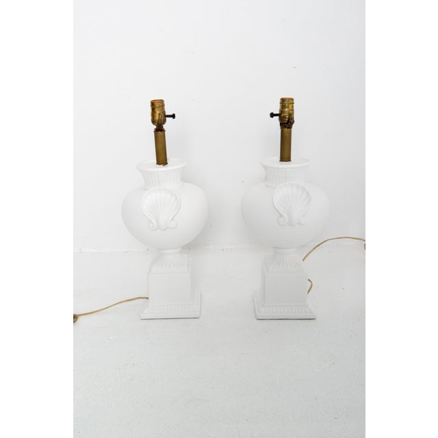1950s White Plaster Table Lamps in the Style of Dorothy Draper For Sale - Image 10 of 13