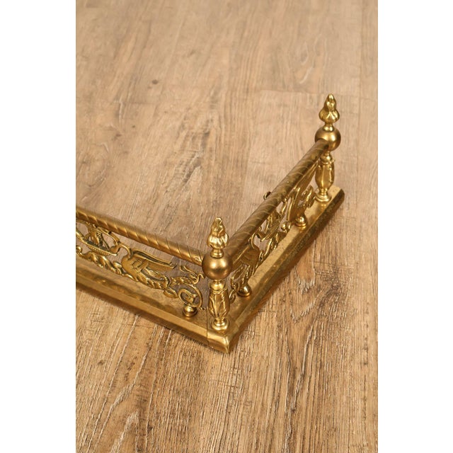 Neoclassical Style Brass Fireplace Fender For Sale In Philadelphia - Image 6 of 18