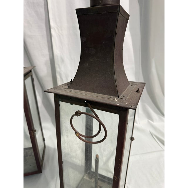 2000 - 2009 Iron Stone Gas Lanterns - London Regency Model - Set of 2 For Sale - Image 5 of 5