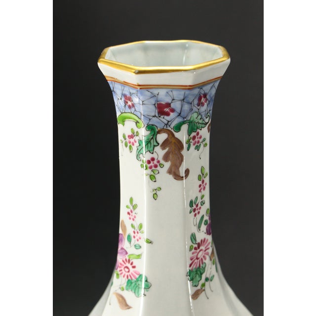 Early 20th Century Pair Famille Rose Armorial Porcelain Vases by Samson of Paris For Sale - Image 16 of 17