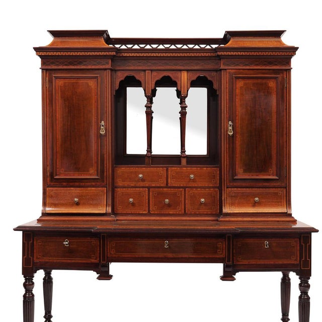 Writing desk with top England, Victorian around 1870 Mahogany fine band inlays of various precious woods Original mirror,...