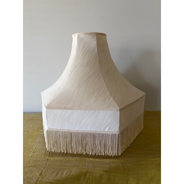 Vintage 1970s Hollywood Regency Chunky Gold Filigree Table Lamps With Fringed Shades - A Pair For Sale In Washington DC - Image 6 of 10