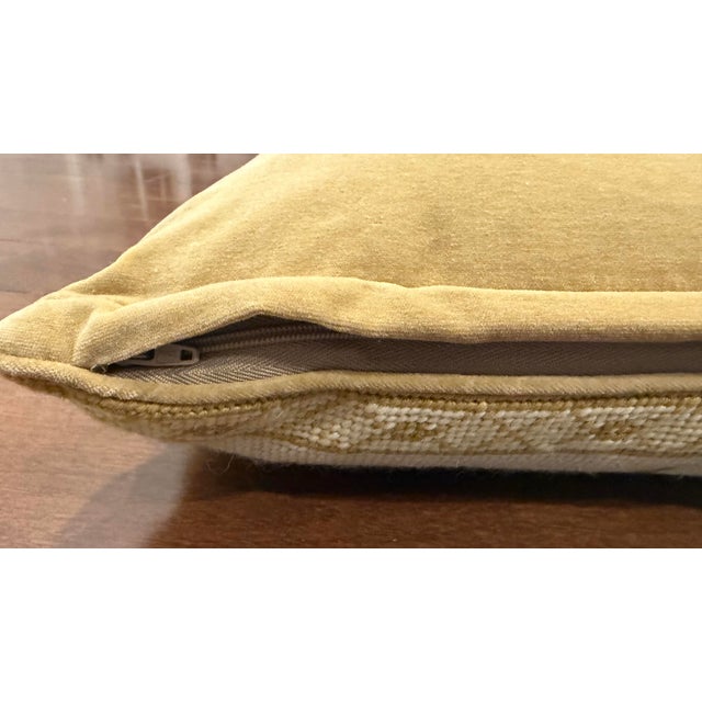 Late 20th Century Vintage Chelsea Textiles Wool Needlepoint Pillow Daffodil Botanical Cushion For Sale - Image 5 of 5