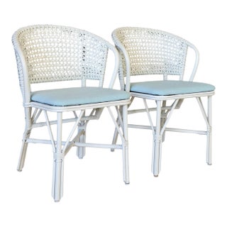 Pair of Vintage Coastal Whitecraft Rattan Side Chairs For Sale