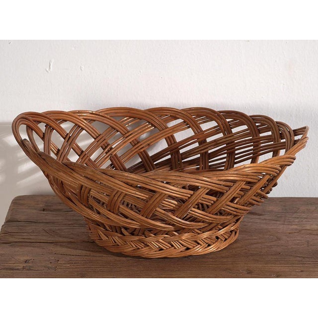 Small Vintage Wicker Basket, 1920 For Sale - Image 4 of 5