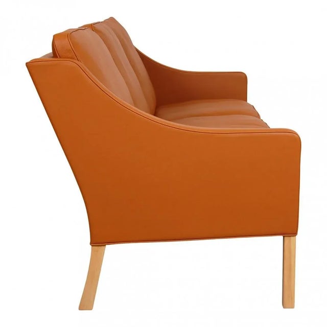 Model 2209 Sofa in Cognac Bison Leather by Børge Mogensen for Fredericia For Sale - Image 3 of 8
