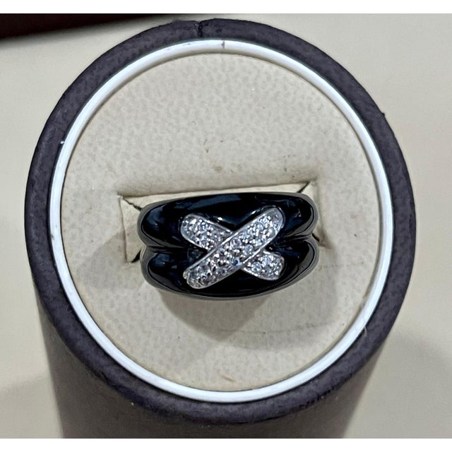 0.2 Carat White Diamond and Black Onyx XO Ring 18 Karat White Gold For Sale - Image 17 of 18