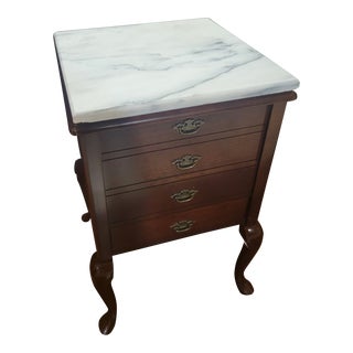 Late 20th Century Vintage Queen Anne Style Petite Cabinet For Sale