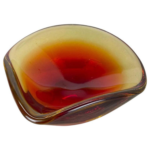 Murano Glass Red Yellow Bowl Element Shell Ashtray Seguso Murano, Italy, 1970s For Sale - Image 17 of 17
