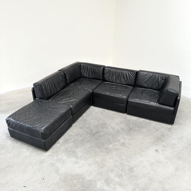Mid-Century Modern Modular Lounge Set in Black Leather, 1970s, Set of 5 For Sale - Image 3 of 11