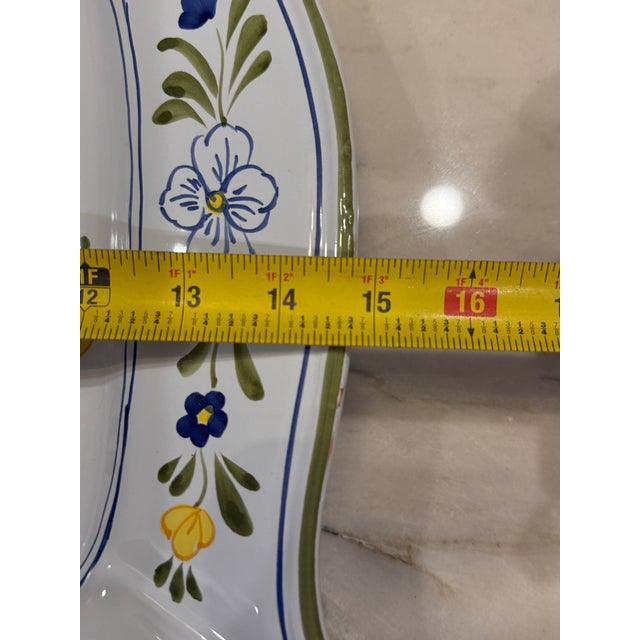 Italian Vintage Italian Majolica Hand-Painted Floral Scalloped Square Serving Platter For Sale - Image 3 of 3