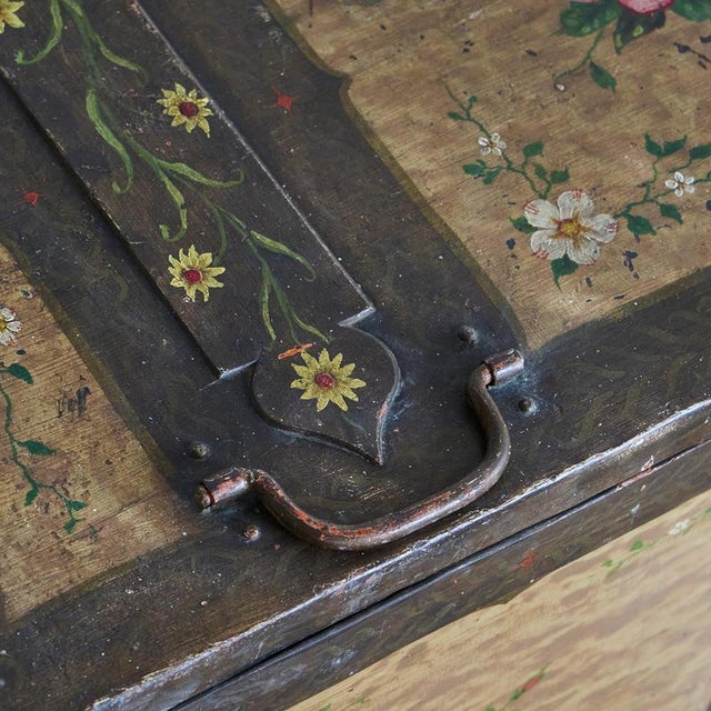 Red Late 19th Century Folk Art Chest in Iron, 1920s For Sale - Image 8 of 11