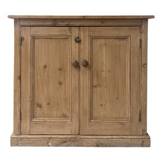 Vintage English Pine Sideboard, 1940s For Sale
