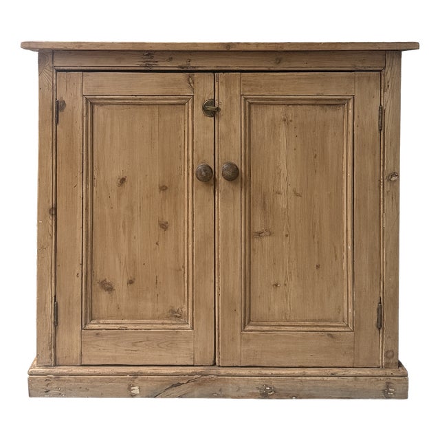 Vintage English Pine Sideboard, 1940s For Sale