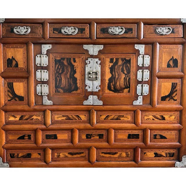Large Korean Head Side Chest Morijang Joseon Dynasty For Sale - Image 9 of 12