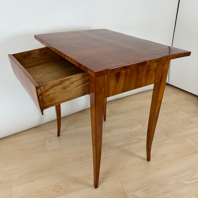 Biedermeier Side Table in Cherrywood, 1820 For Sale - Image 16 of 18