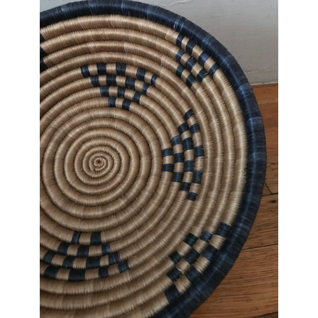 African African Hand-Made Round Basket, 10.5 In. Diameter, Natural and Black For Sale - Image 3 of 6