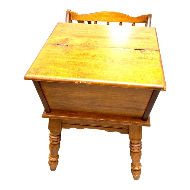 1950s Haywood-Wakefield "Breadbox" Table - Model M590g (19502 Maple) For Sale