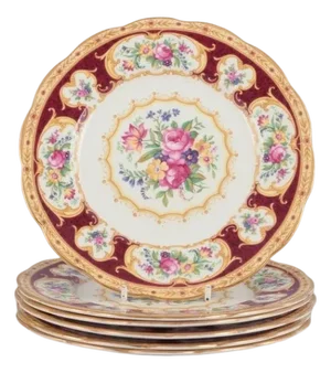 Royal Albert, England. Set of Six Lady Hamilton Plates with Floral Motifs., 1930s, Set of 6