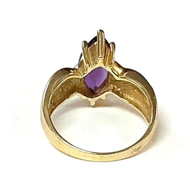 Amethyst and Diamond 14k Yellow Gold Ring For Sale - Image 4 of 6
