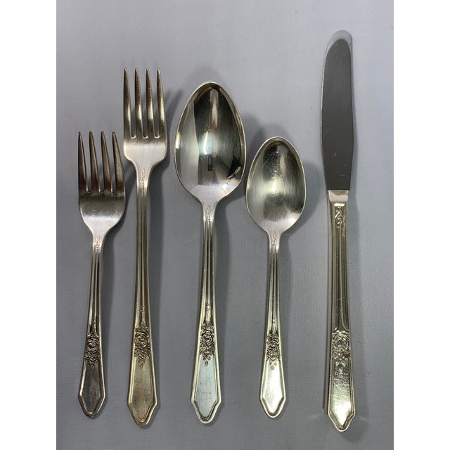 Vintage International Silver 1933 Rosedale Pattern Manor Plate