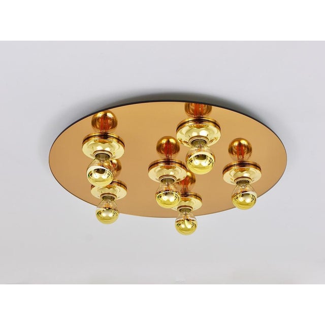 1970s Italian Fontana Arte Style Gold Bronze Sconce in Mirrored Glass, 1970s For Sale - Image 5 of 18