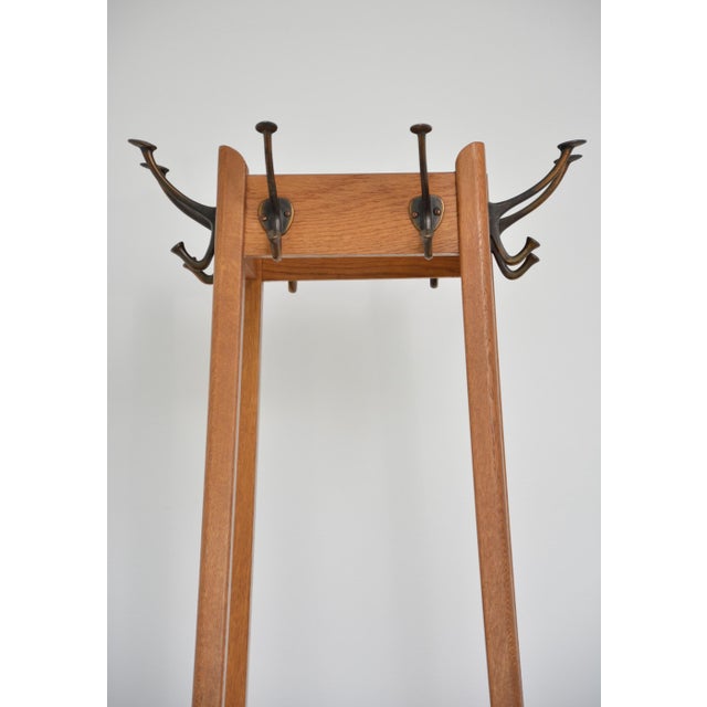 Wood Mid-Century Modern Oak Coat Stand with Integrated Umbrella Holders and Drip Tray, 1950 For Sale - Image 7 of 18