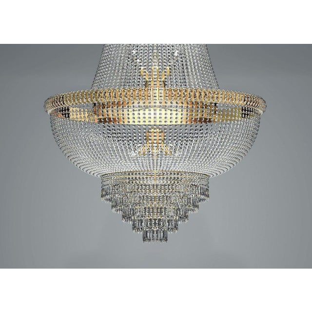 Empire 18 Lights Chandelier in Gold Plate and Full Cut Crystal by Aggiolight For Sale - Image 4 of 6