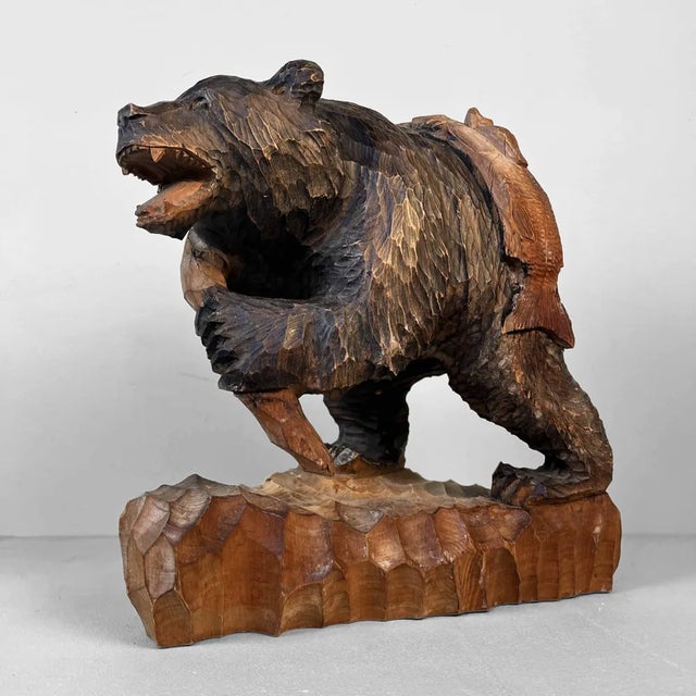 wooden carved bear 木彫りの熊 北海道 ウッドベアー The Wooden Bears of Hokkaido: A Definitive Beachcomber's Guide'